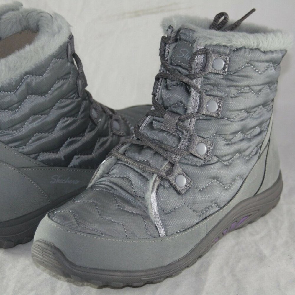 NEW Skechers Women's Relaxed Fit boots - Picture 8 of 16